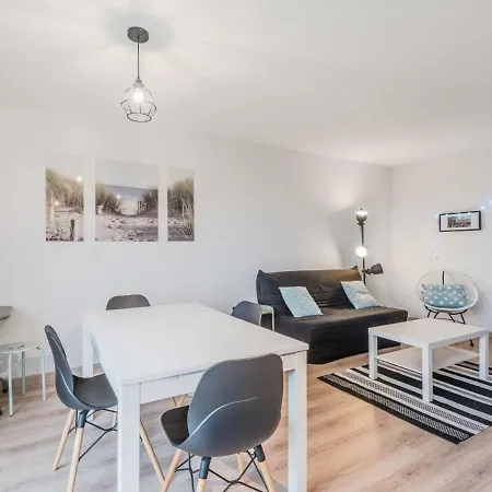 Welkeys - Eyquems Apartment